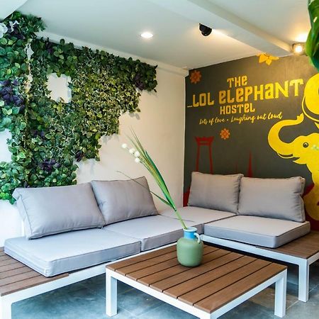 The Lol Elephant Hostel Bangkok Exterior photo