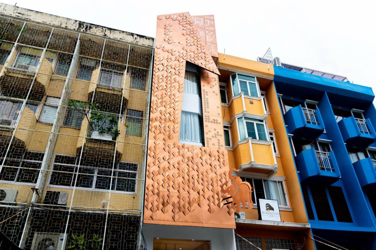 The Lol Elephant Hostel Bangkok Exterior photo