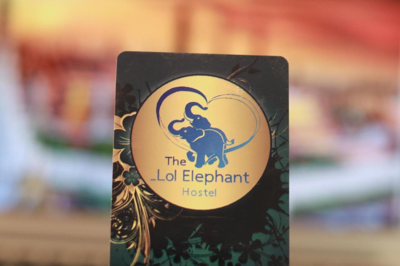 The Lol Elephant Hostel Bangkok Exterior photo