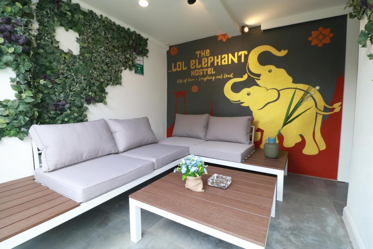 The Lol Elephant Hostel Bangkok Exterior photo