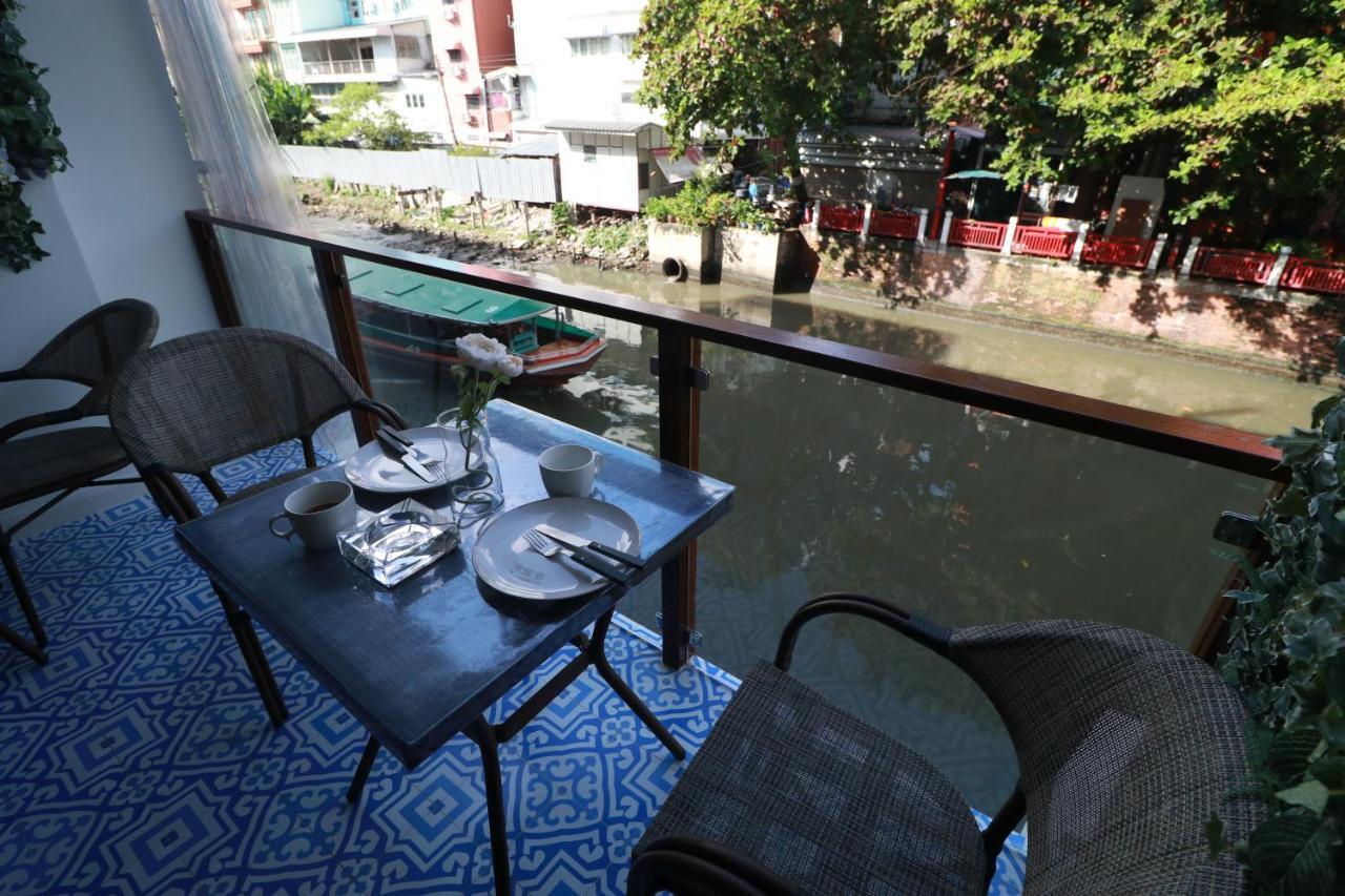 The Lol Elephant Hostel Bangkok Exterior photo